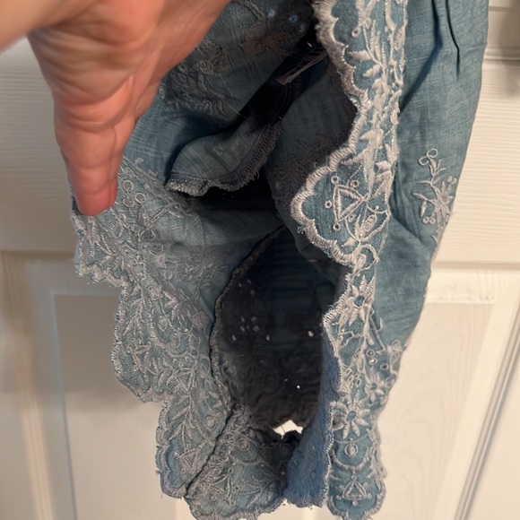 American Eagle Blue White Denim Romper Embroidered Cold Shoulder Poly XS - Picture 9 of 13